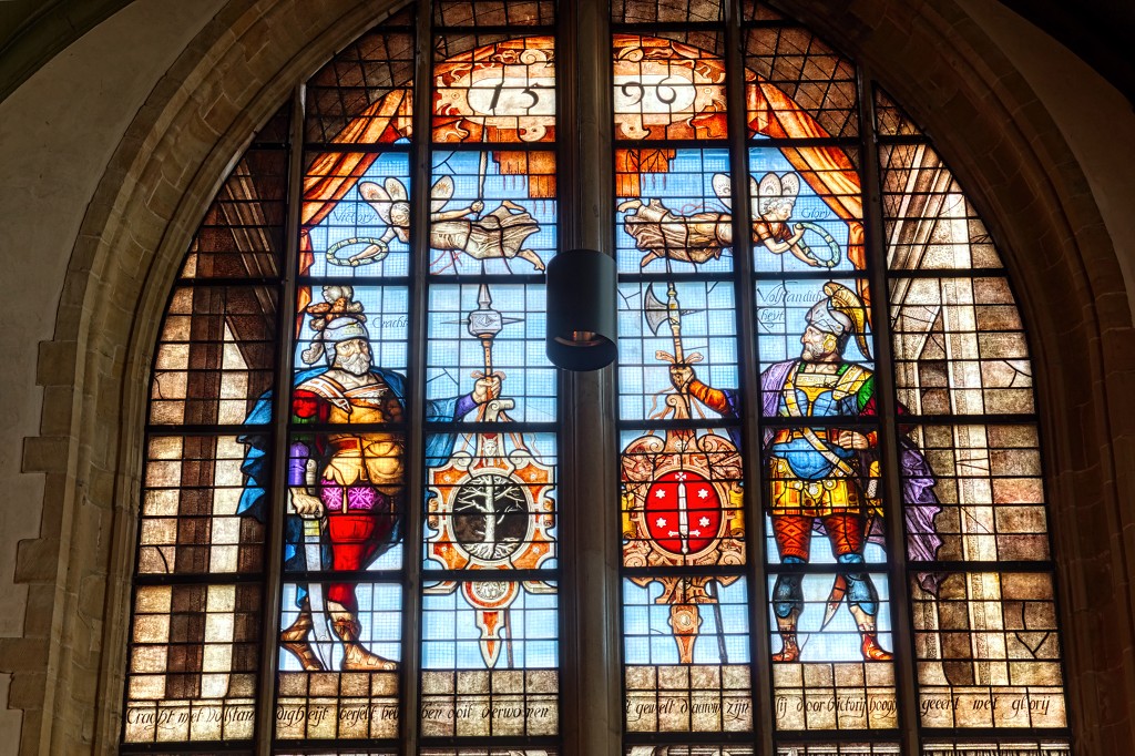 HDR sint-janskerk grote kerk sint-jan sint jan gouda glas in lood eglise church kerkfotografie pelerinage religie religion bedevaartsoord rooms katholiek protestant